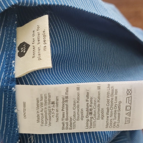 Blue Sleeveless Button-Front Dress - Picture 10 of 10